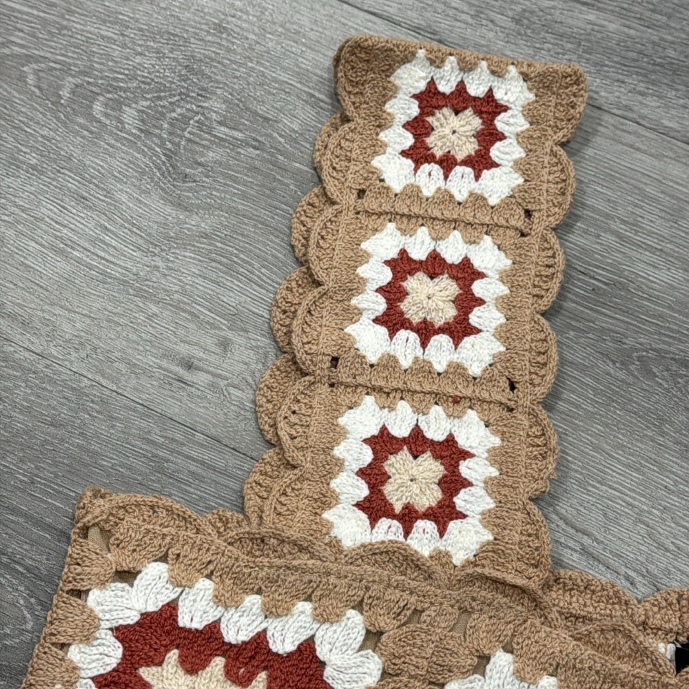 Aesthetic Instinct Beige and Red Crochet 2 Piece Mini Dress Skirt Lulu’s Small - Picture 12 of 16